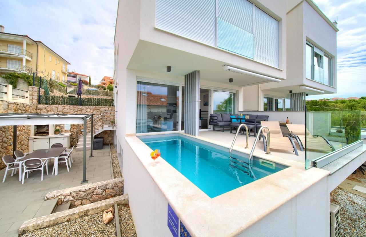 Villa Solis Lacus Modern Apartment - Private Heated Pool - Smart Tv Sky X - Free Parking Njivice Exterior foto